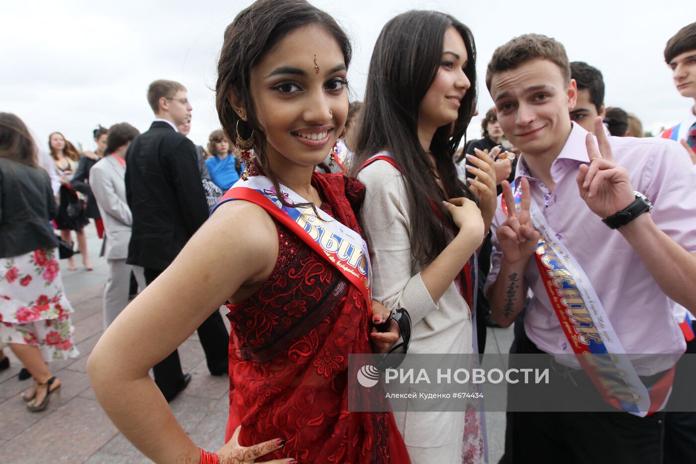 Последний звонок в городах России