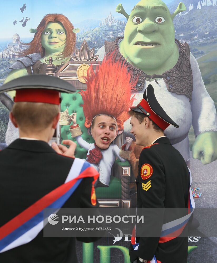 Последний звонок в городах России