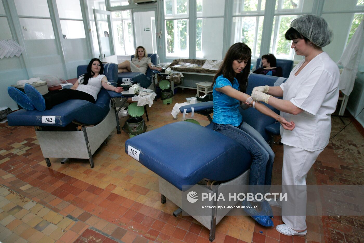 Жители Ставрополя сдают кровь для пострадавших в теракте