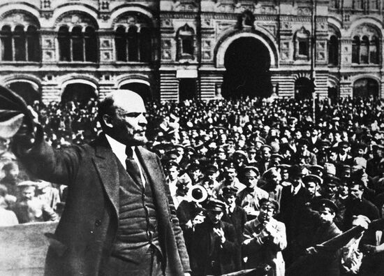 Ленин на Красной площади
