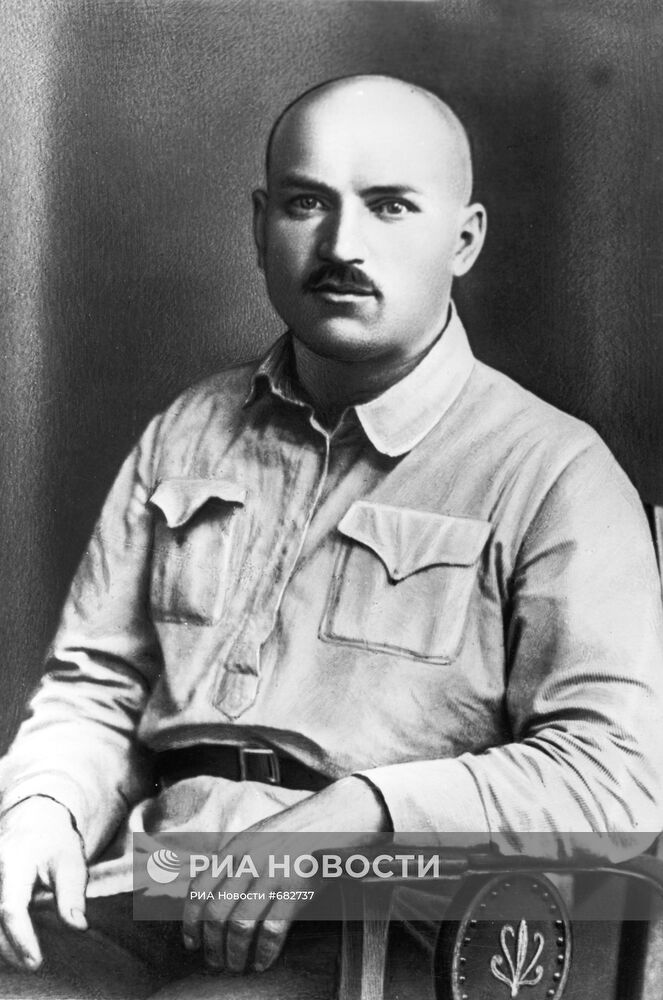 Ф.А.Сергеев (Артем) (1883 - 1921)