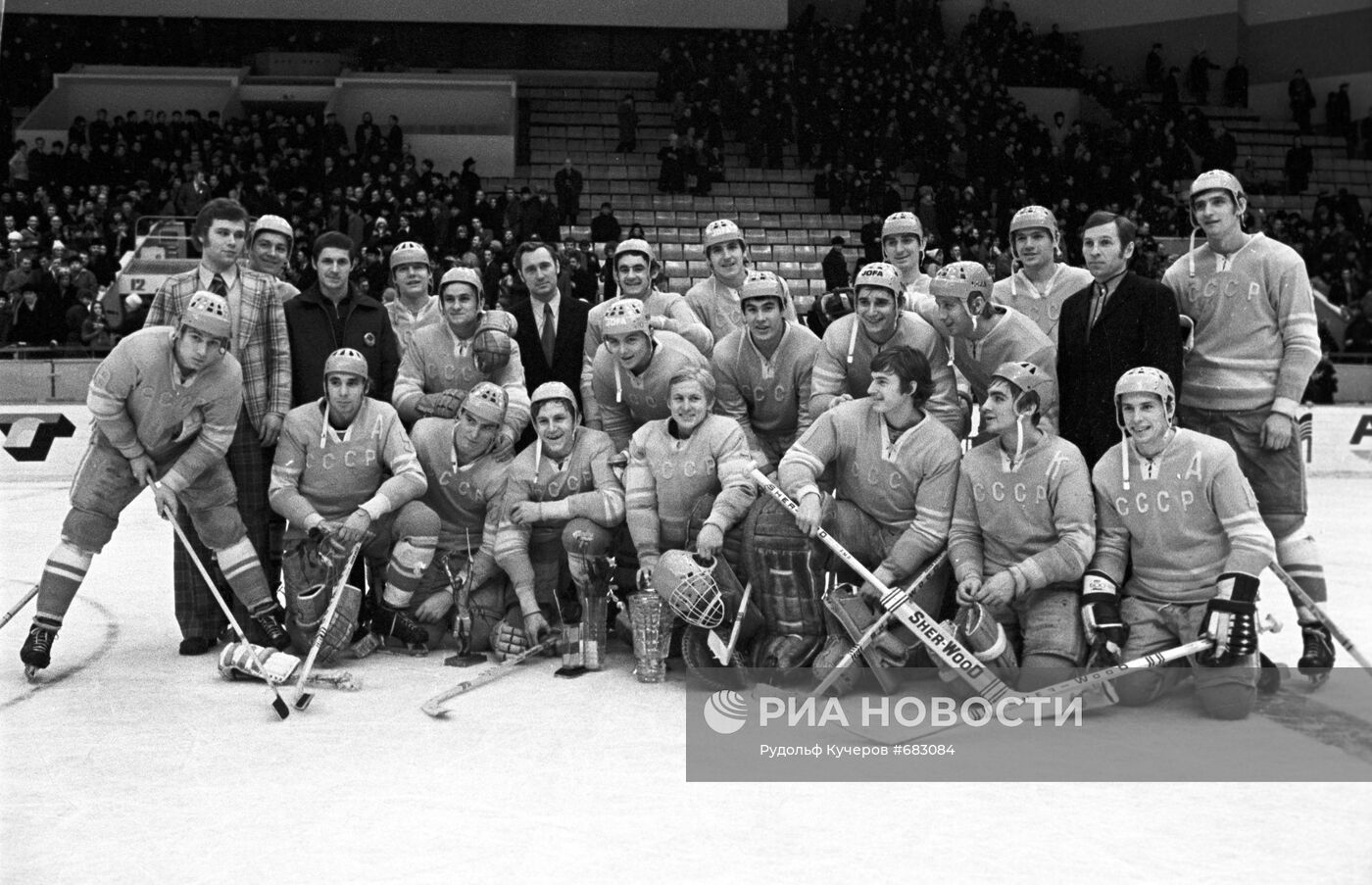Молодежная сборная СССР по хоккею