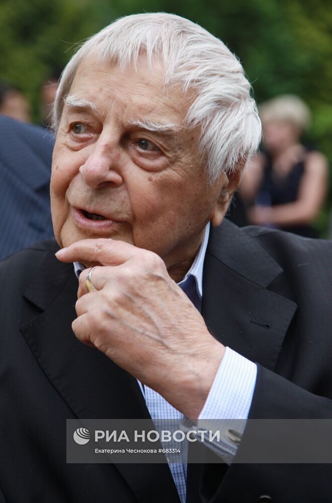 Юрий Любимов