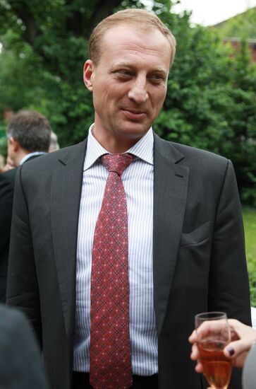 Леонид Казинец