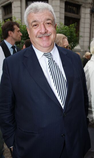 Михаил Гусман