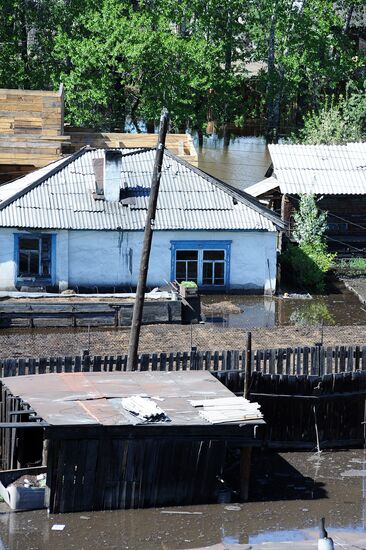 Паводковая ситуация в районе Кызыла из-за разлива Енисея