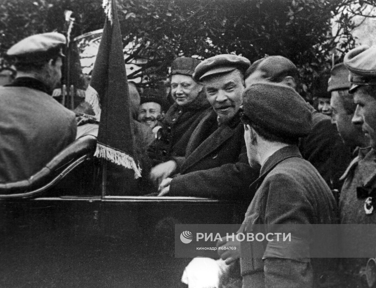 В. И. Ленин и Н. К. Крупская