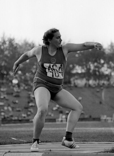 Олимпийский чемпионка Тамара Пресс