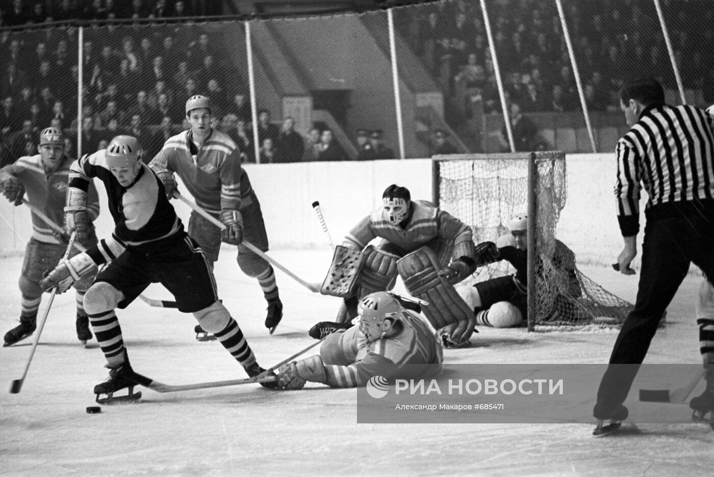 Чемпионат СССР по хоккею | РИА Новости Медиабанк