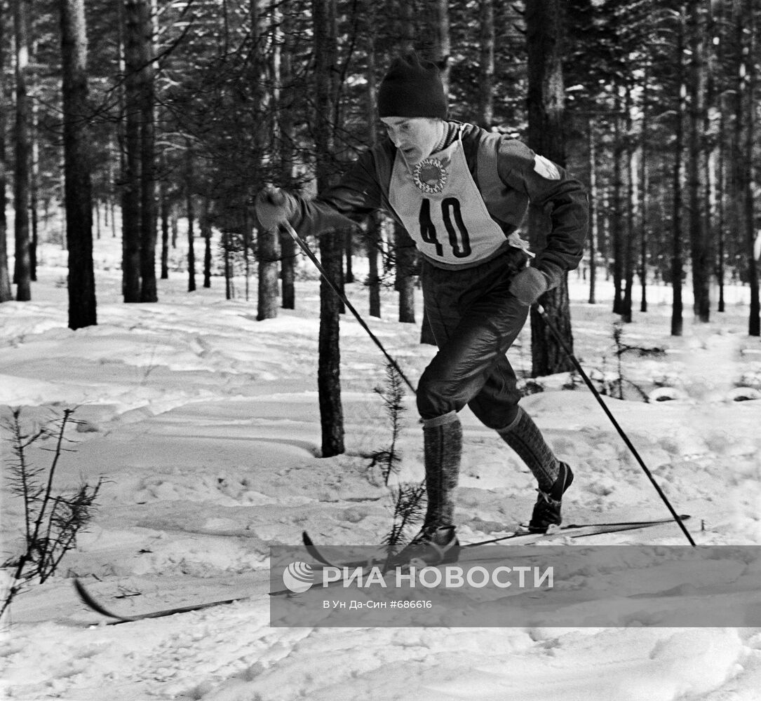 Лыжница Любовь Баранова