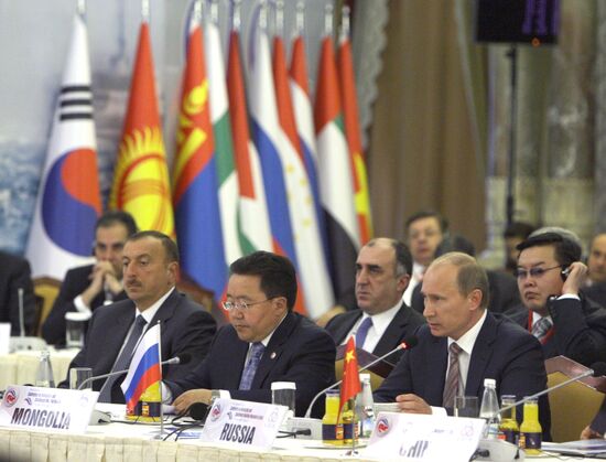 Владимир Путин выступил на саммите СВМДА в Стамбуле