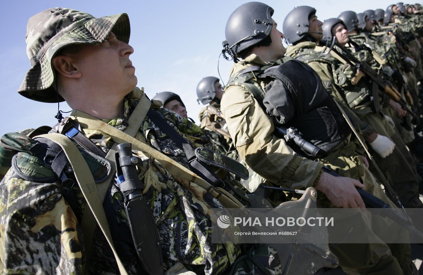 Бойцы спецназа стран СНГ на общем построении
