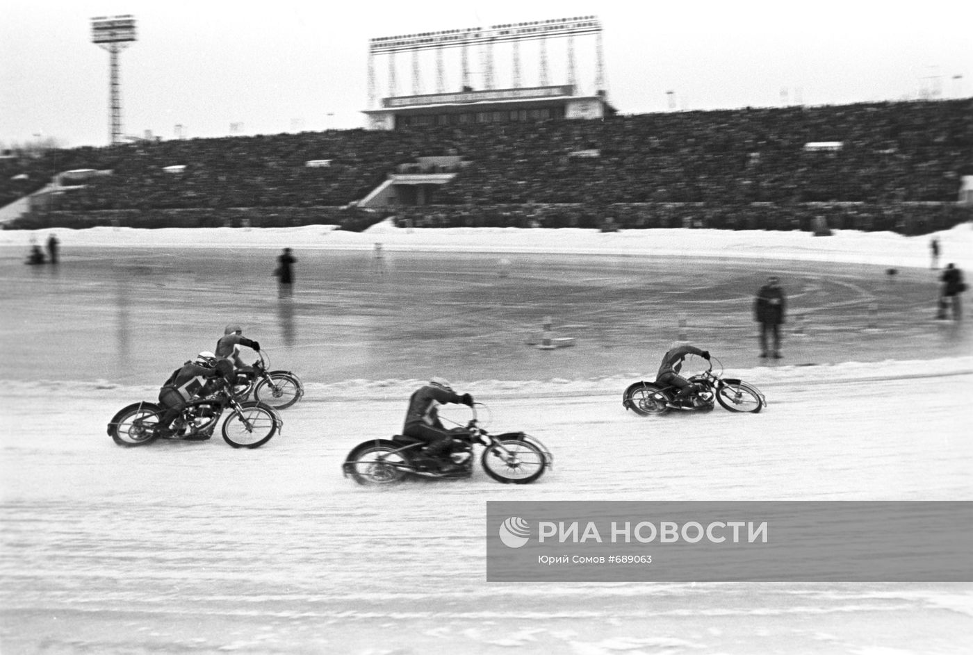X чемпионат мира в гонках на льду