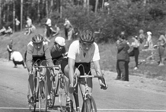 Призер первенства мира по велосипедному спорту Барабра Цауне