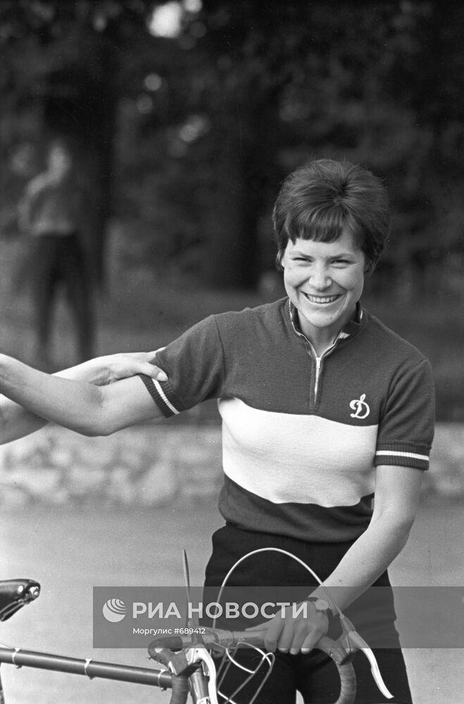 Чемпионка мира по велосипедному спорту Анна Конкина