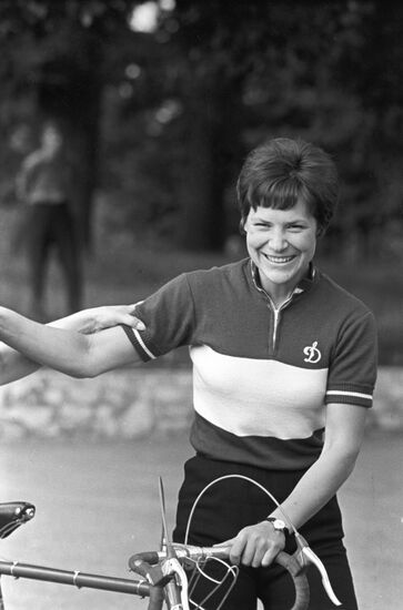 Чемпионка мира по велосипедному спорту Анна Конкина