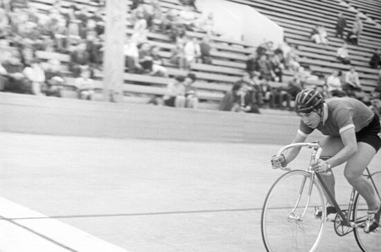 Чемпионка мира по велосипедному спорту Тамара Гаркушина