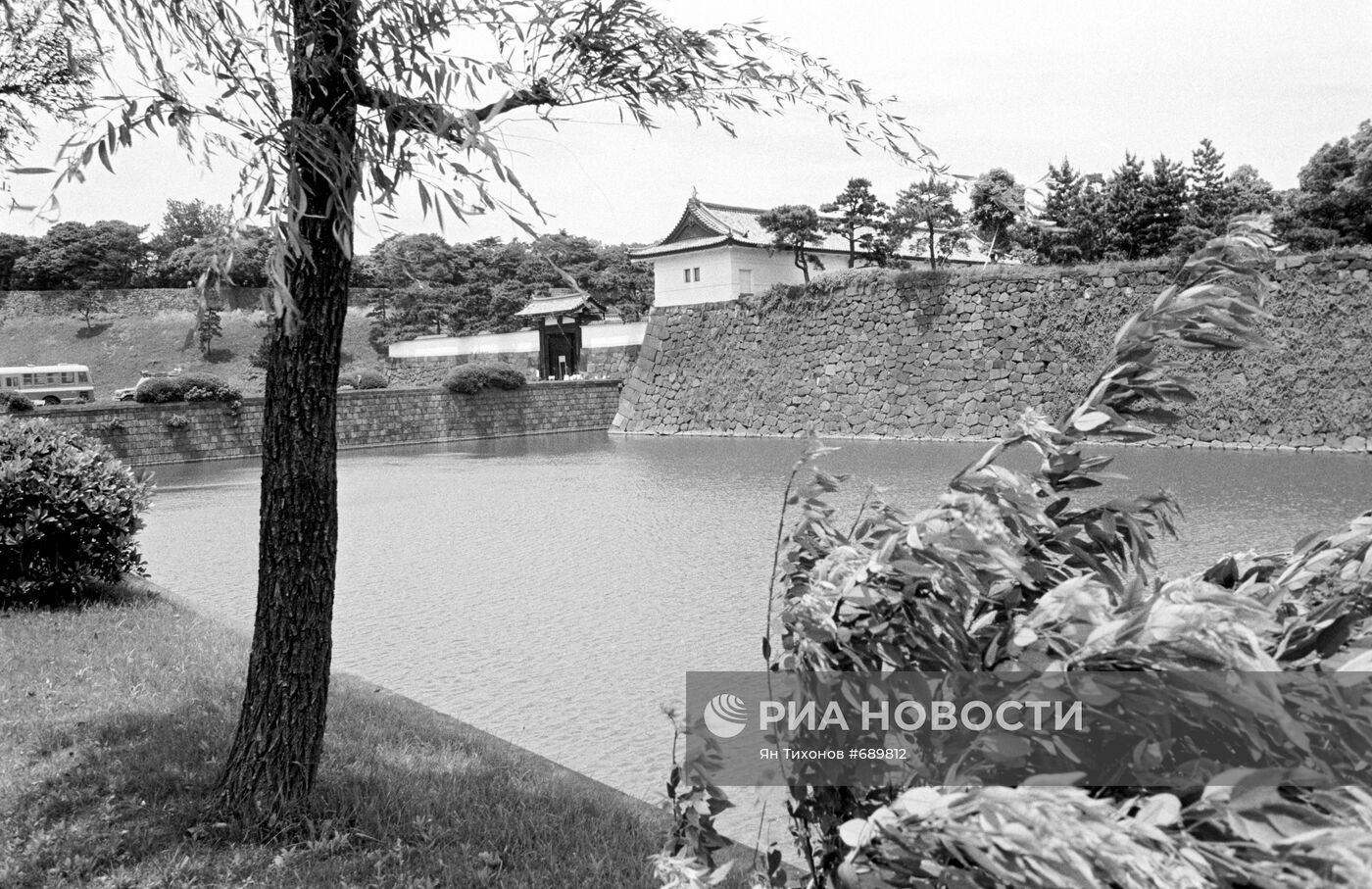 Вид на Дворец императора Японии