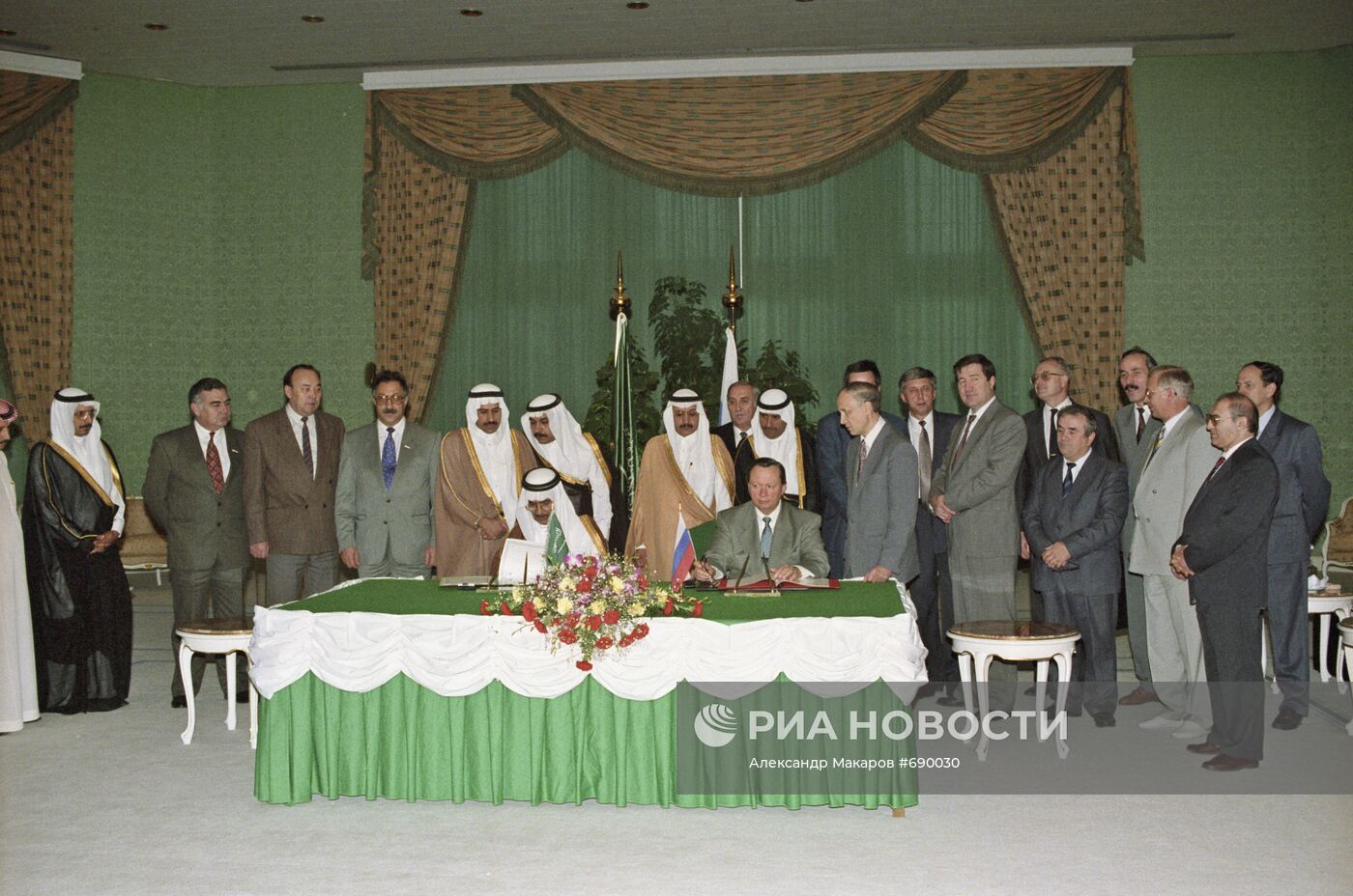 В ходе подписания документов между РФ и Саудовской Аравией