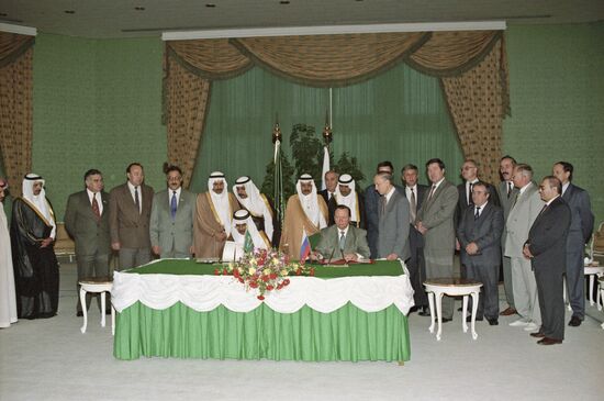 В ходе подписания документов между РФ и Саудовской Аравией