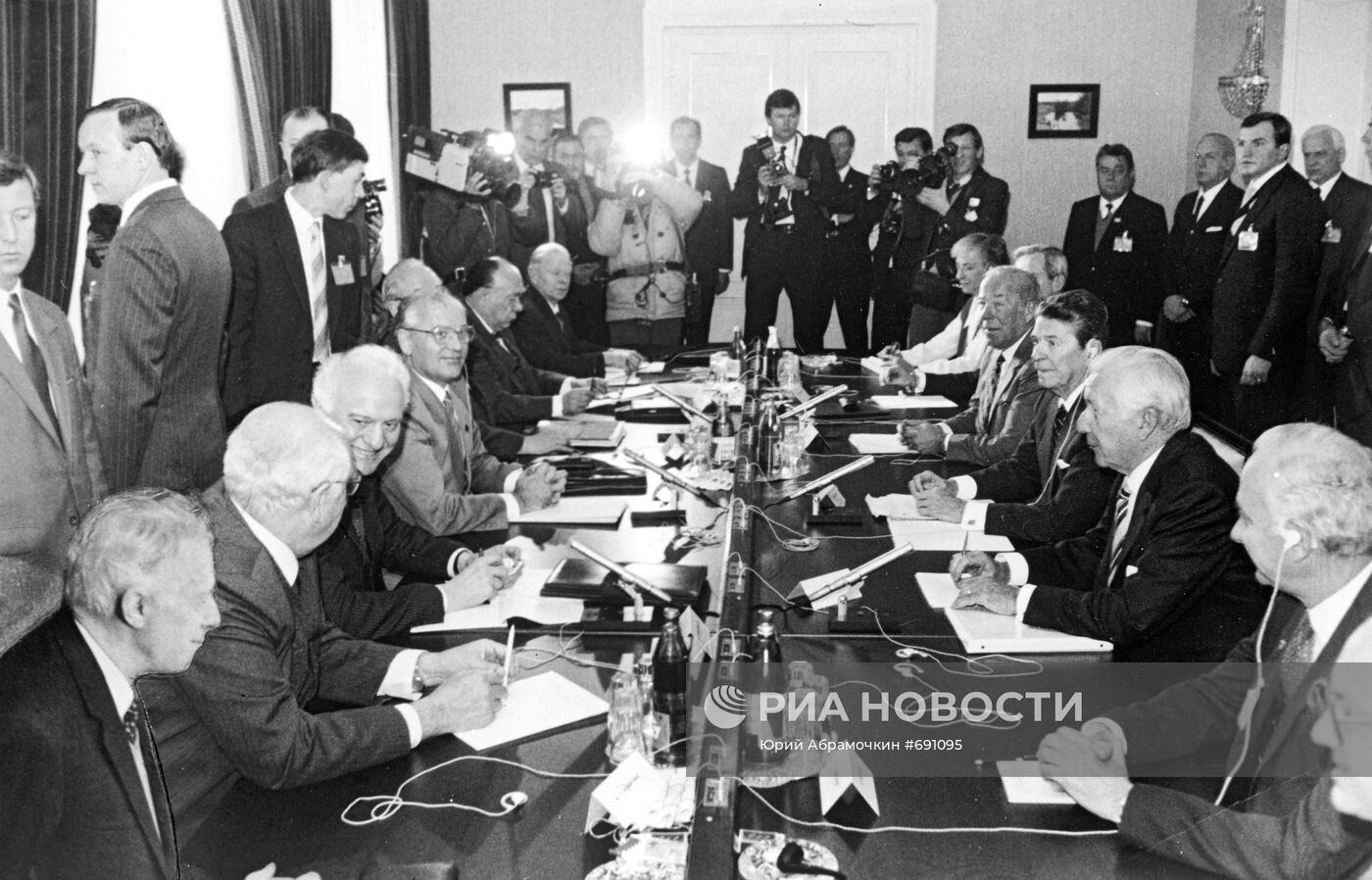 Советско-американская встреча на высшем уровне в Женеве