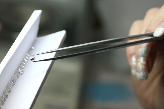 Смоленский ювелирный завод "Кристалл"