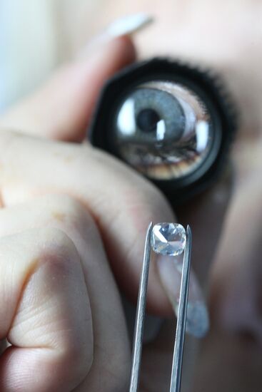 Смоленский ювелирный завод "Кристалл"