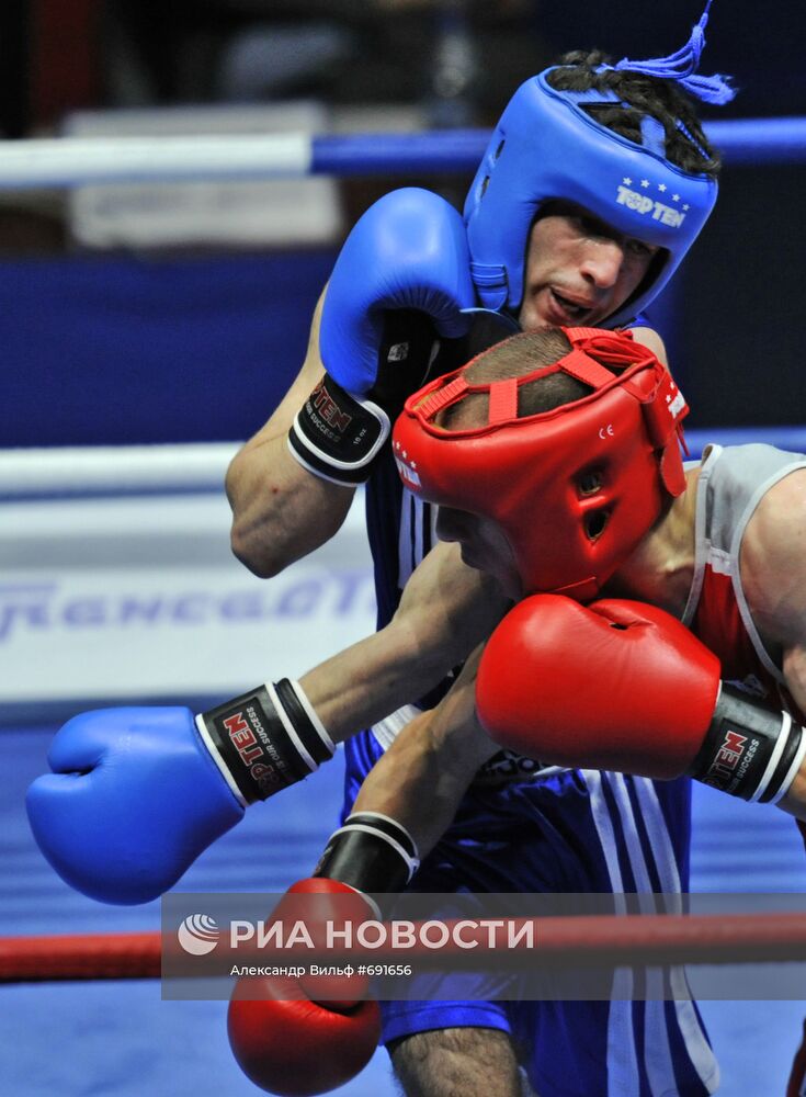 Миша Алоян, Винцензо Пикарди