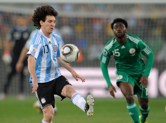Футбол. ЧМ-2010. Матч Аргентина – Нигерия