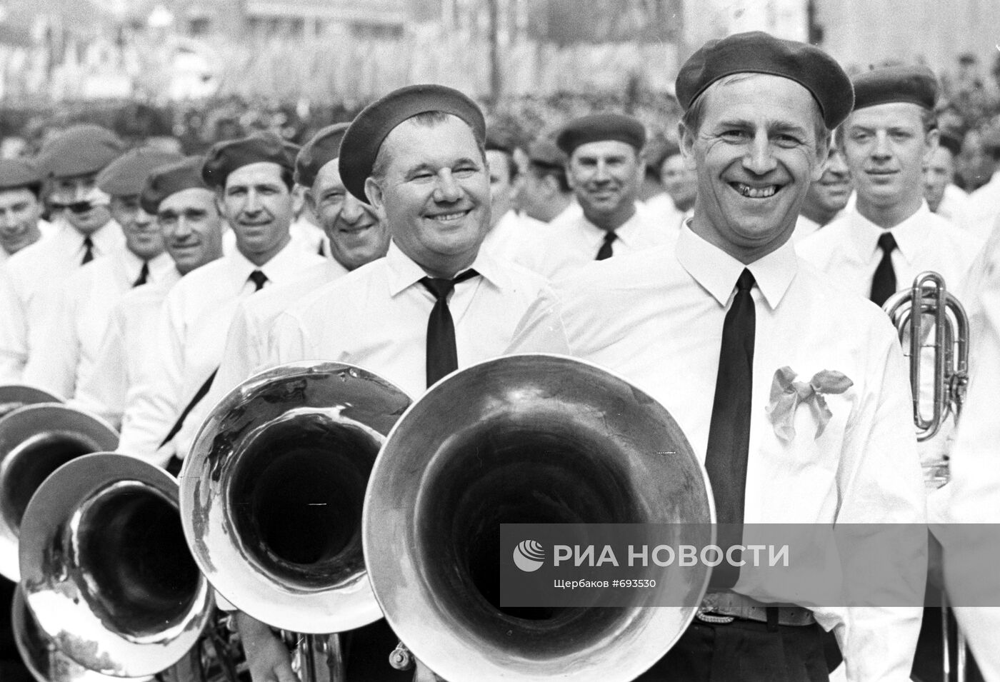 Праздничная демонстрация на Красной площади