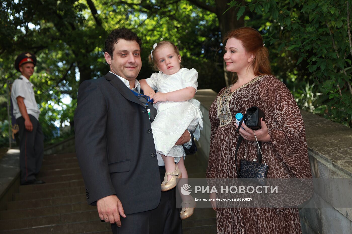Михаил Полицеймако, его жена Лариса и дочь Эмилия