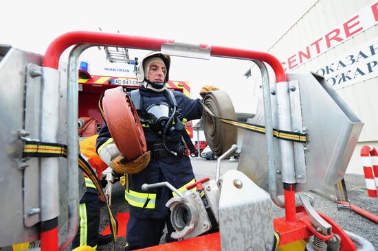 Тренировка парижской пожарной бригады