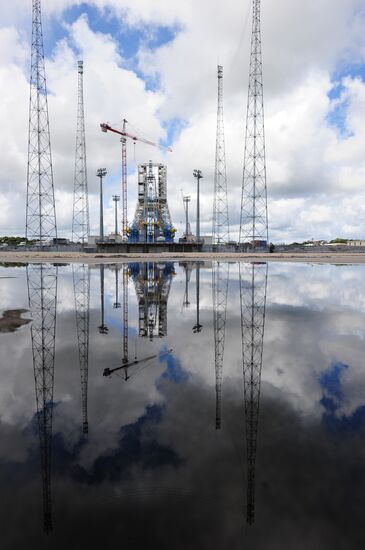 Строительство комплекса запуска "Союз"