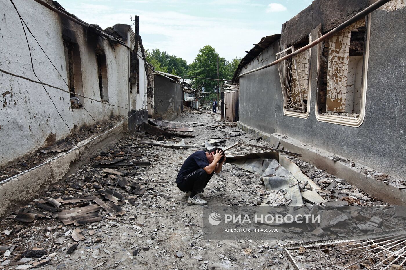 Наводнение в городе ош. Ошские события 1990 года (Ошская резня). 2010 Год в в Кыргызстане ошские события.