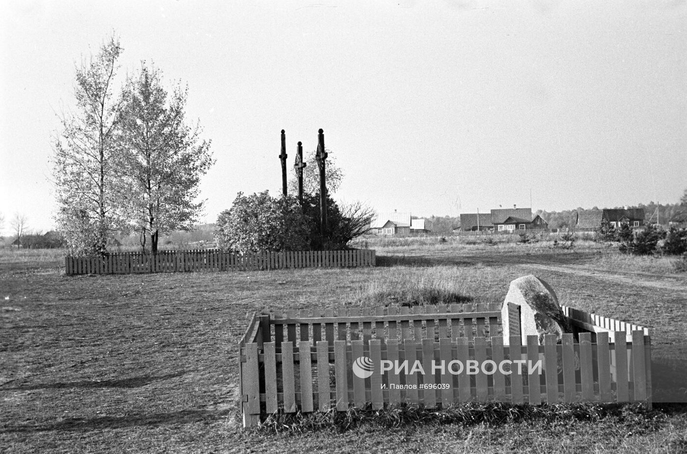 Место захоронения жителей сожженной фашистами деревни Пирчюпис