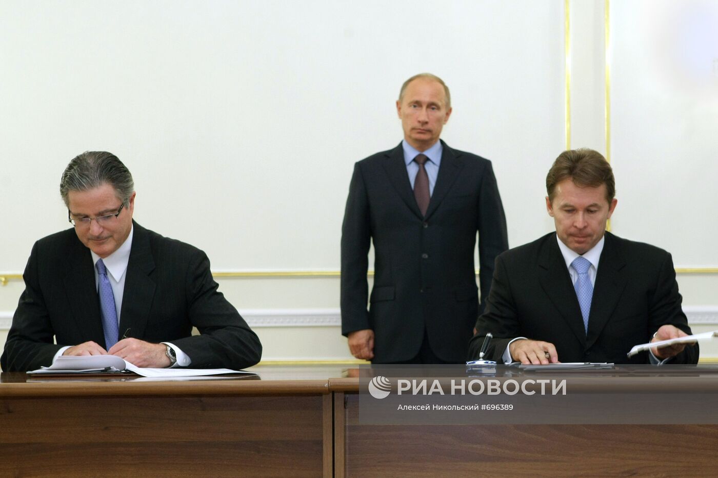В.Путин провел встречу с руководством корпорации "Шеврон"