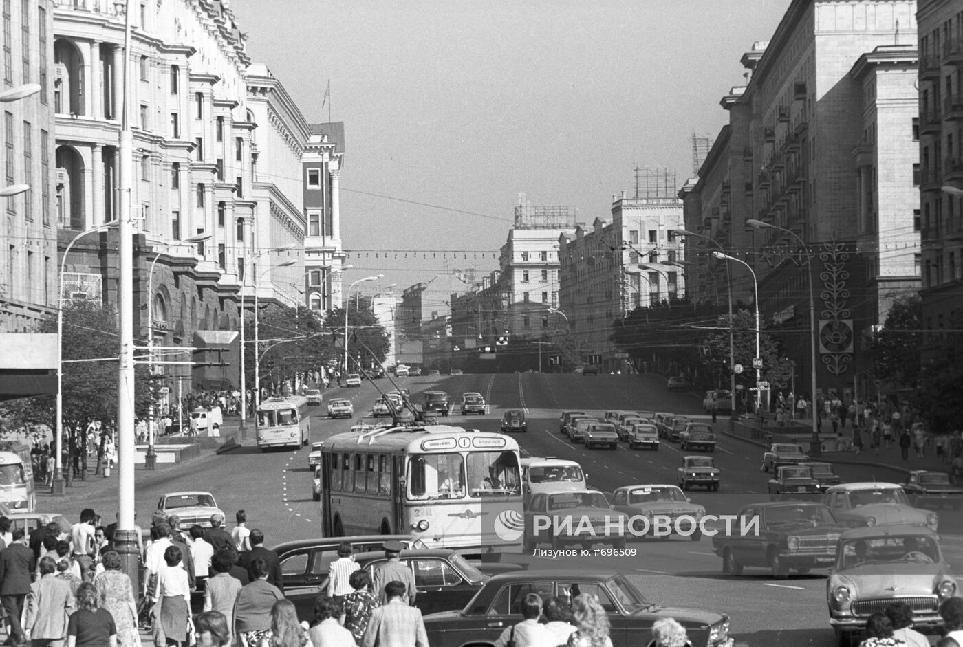 Улица Горького