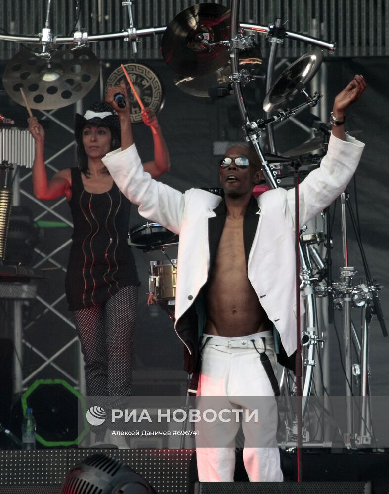 Концерт группы Faithless в Санкт-Петербурге