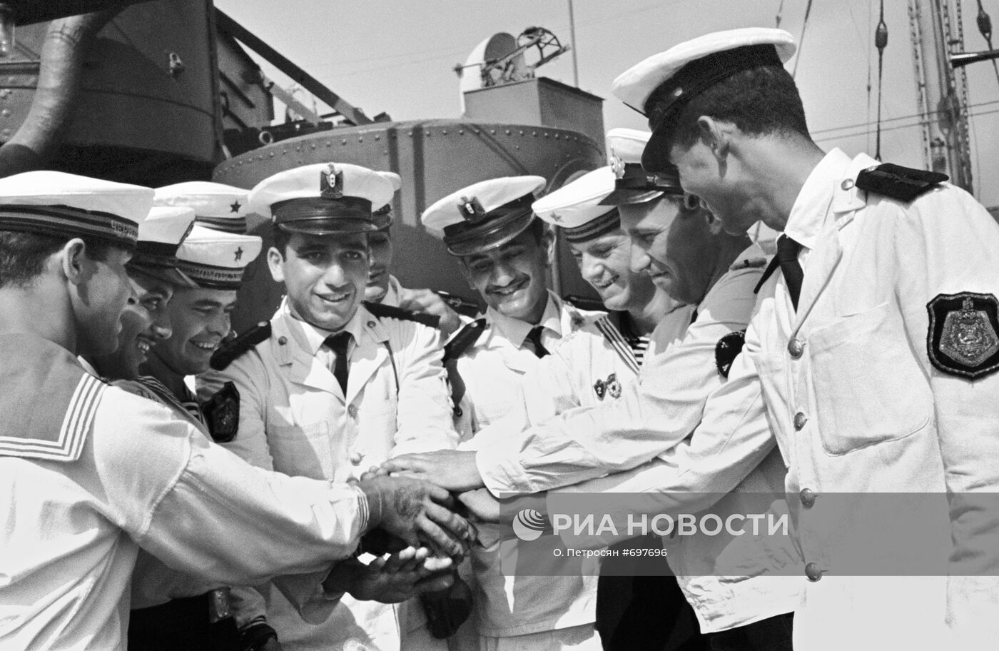 Дружественный визит военных кораблей ОАР в Севастополь