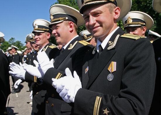 Выпускники Балтийского военно-морского института