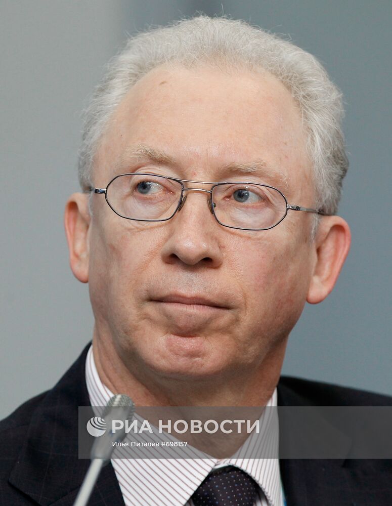 Олег Вьюгин