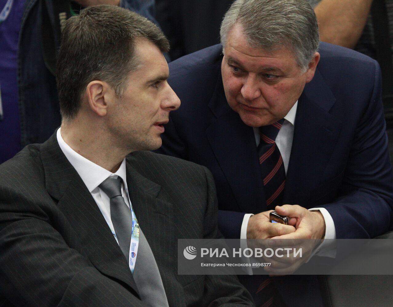 Михаил Прохоров, Михаил Ковальчук