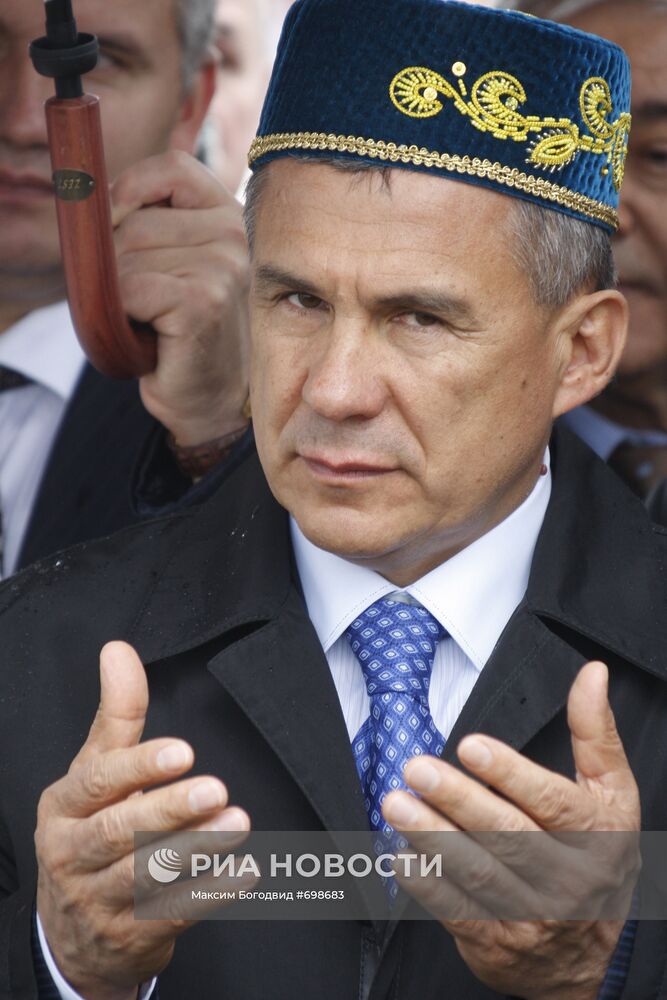 Рустам Минниханов