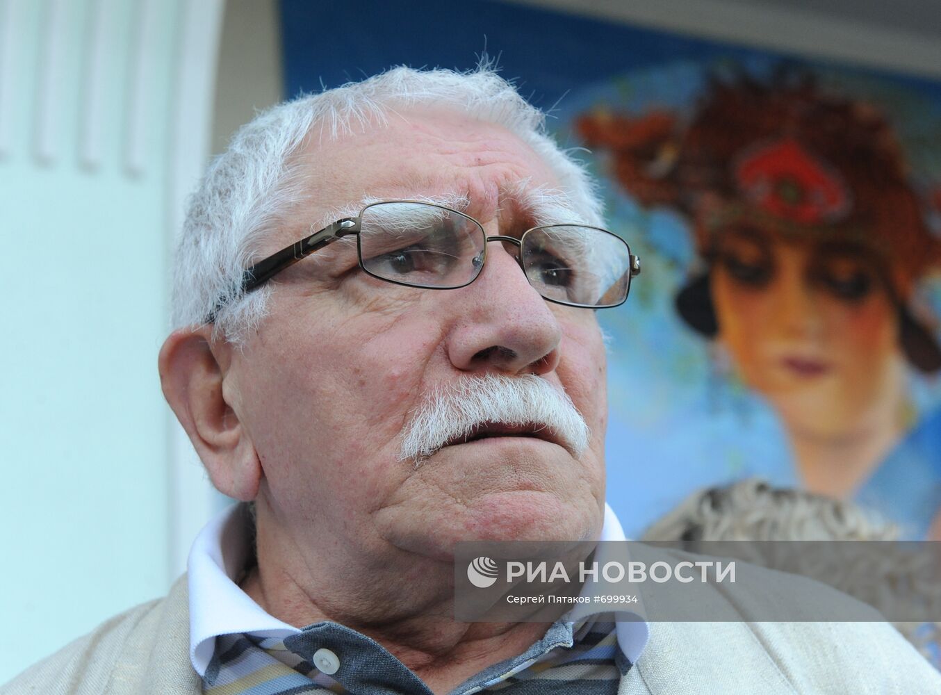 Армен Джигарханян