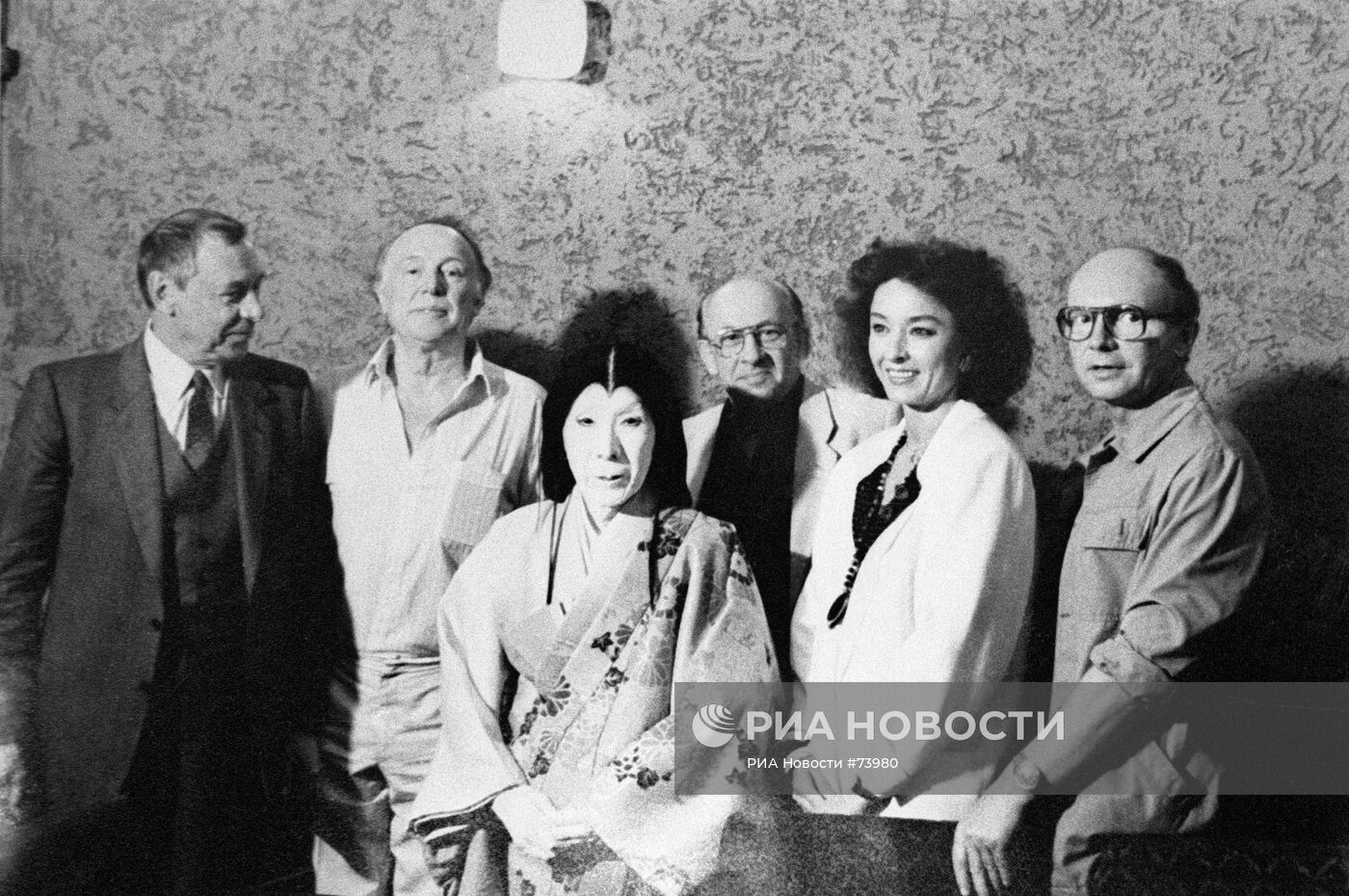 ЕФРЕМОВ СМОКТУНОВСКИЙ ЕВСТИГНЕЕВ ВЕРТИНСКАЯ  МЯГКОВ УТАЭМОН