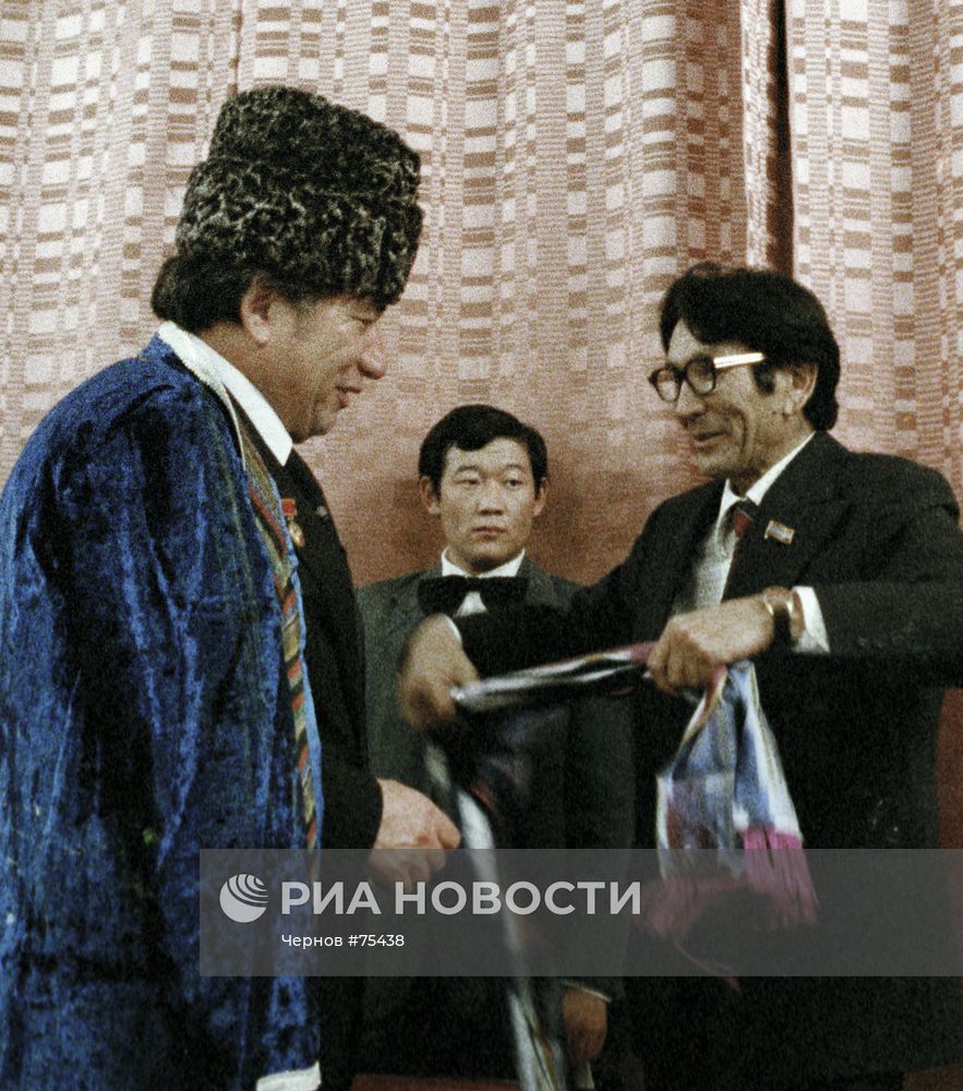 Ибрагим Юсупов и Чингиз Айтматов