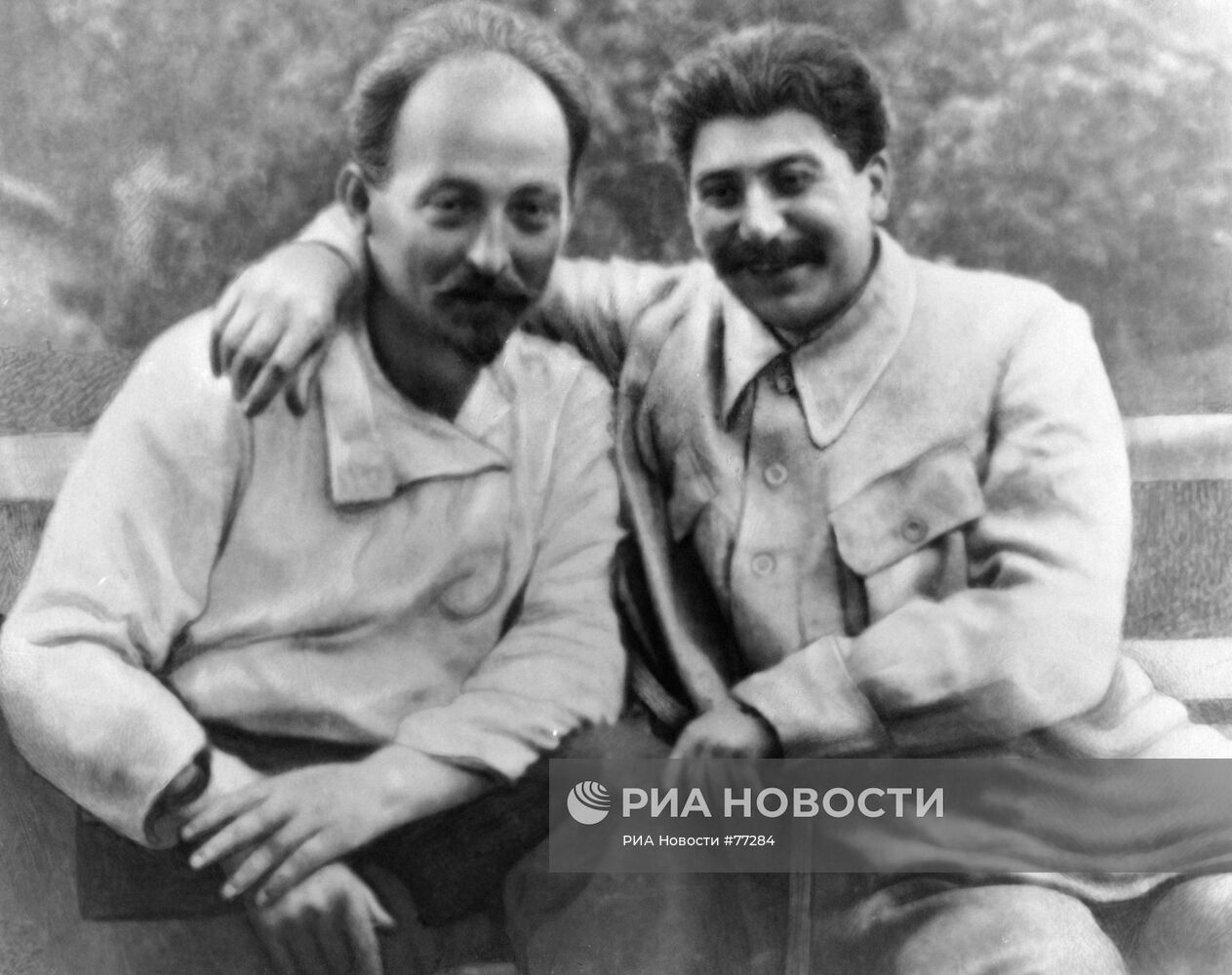Иосиф Сталин и Феликс Дзержинский