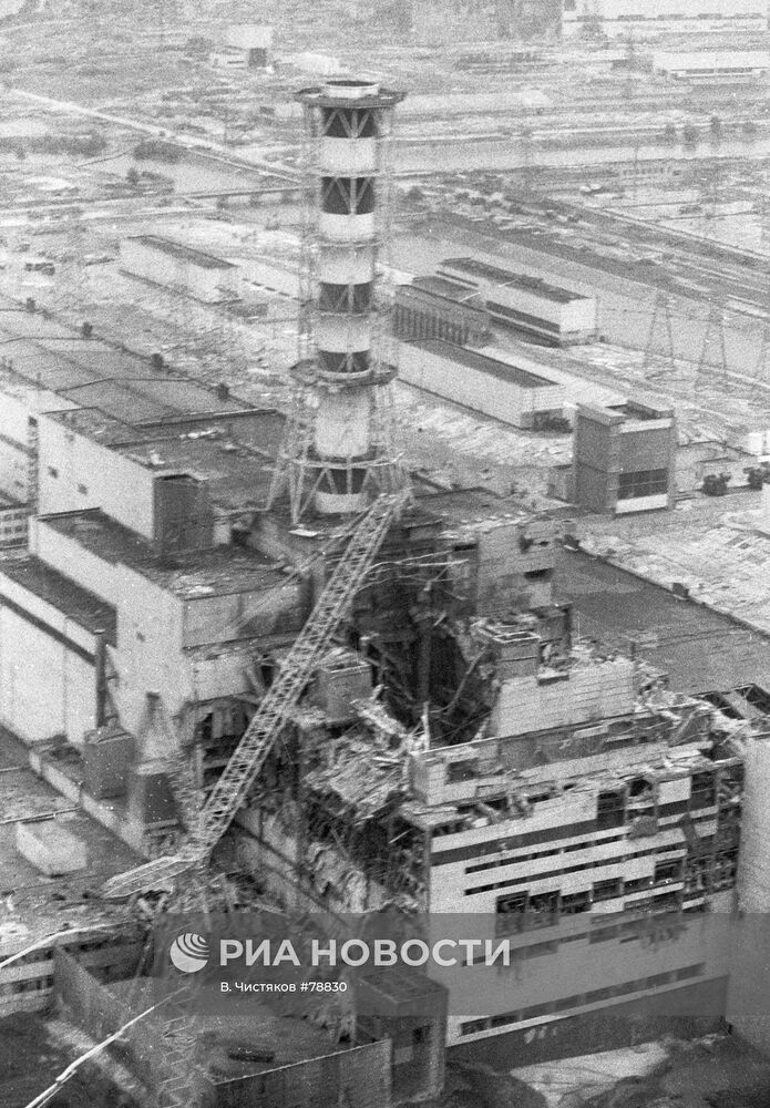 Разрушенный реактор Чернобыльской АЭС