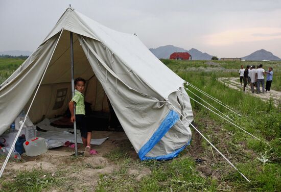 Лагерь киргизских беженцев