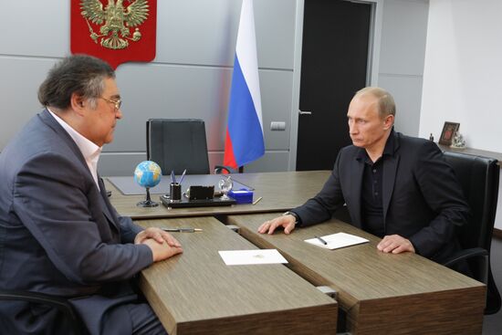 Владимир Путин встретился с Аманом Тулеевым